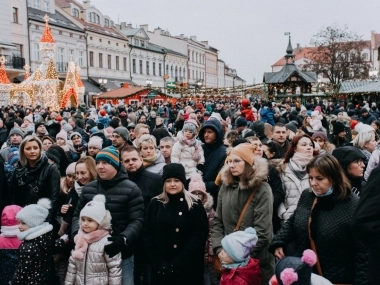 Wizyta Mikołaja na Rynku w Rzeszowie - 22